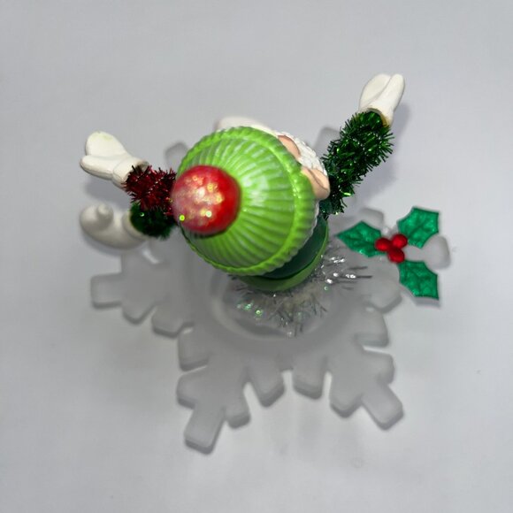 Vintage Ceramic Hand Painted Santa atop a vintage frosted glass snowflake OOAK - Picture 14 of 16